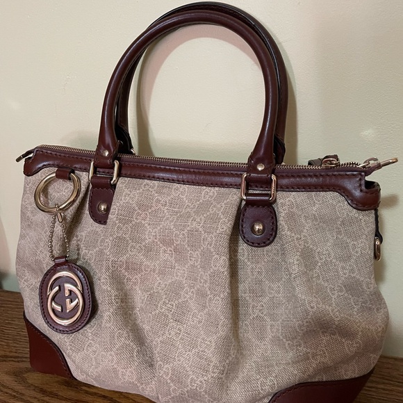 Gucci Sukey Monogram Medium - Picture 7 of 11